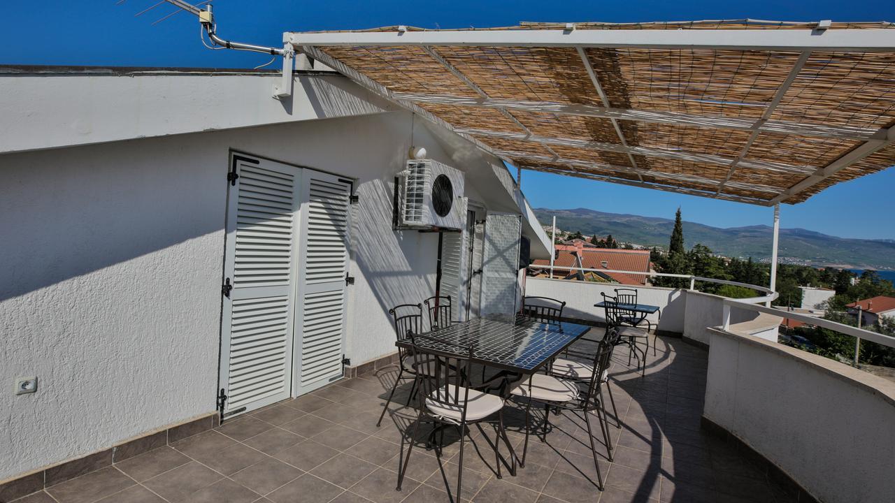 Apartments Strmecki Novi Vinodolski Exterior photo